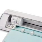 كاميو 5 الجيل الجديد - جهاز القص الدقيق من سيلويت (ابيض)